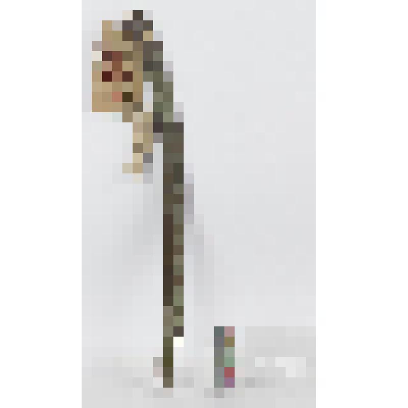 Нож медный с клювообразной изогнутой петлей