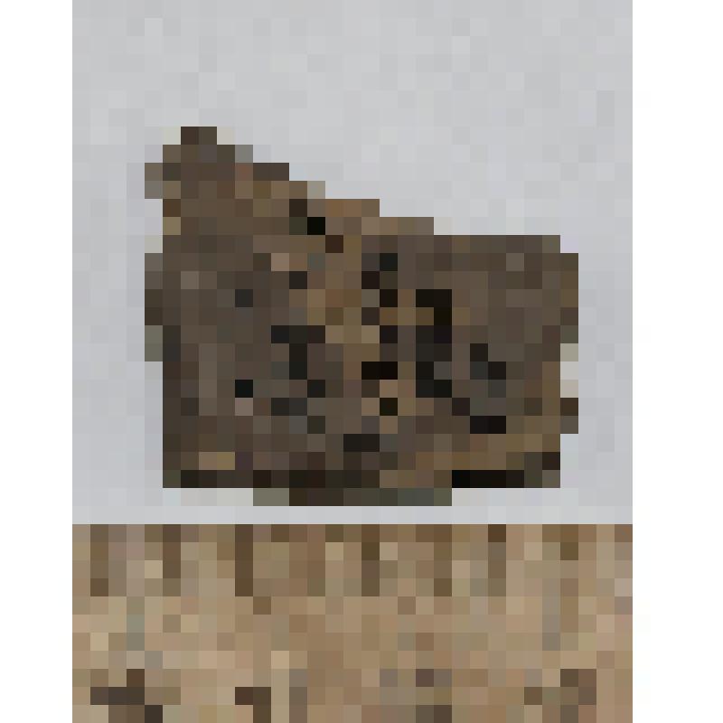 Стенки  сосуда   кругового тёмно-серого цвета фрагмент