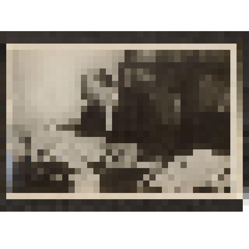 Фотооткрытка. Черно-белая. В.И. Ленин за столом читает газету г. Москва, 1930-е гг