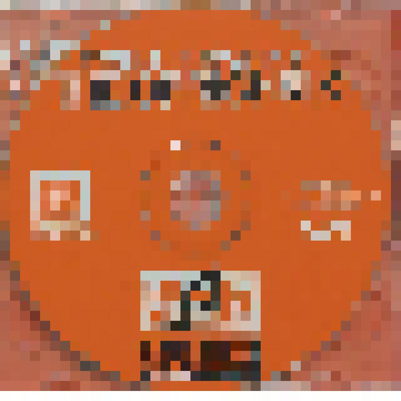 Компакт-диск. 
Tchaikovsky. The Oprichnik. 
/Чайковский. Опричник/. 
 Диск 1