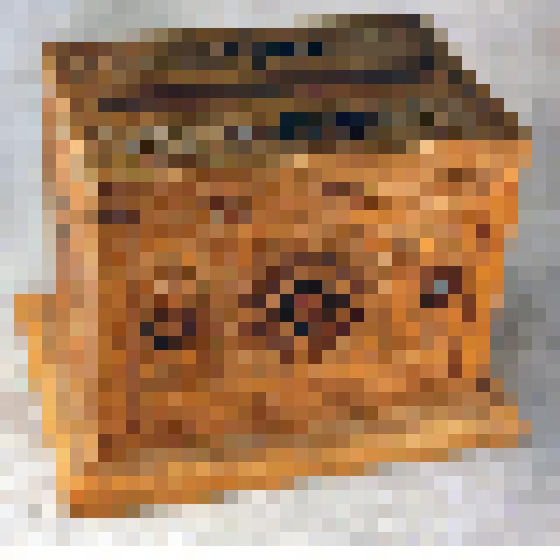 Сигаретница деревянная Хохлова С.С. из коллекции материалов Хохлова Сергея Спиридоновича (1910-1974), саратовского ученого-генетика, доктора биологических наук, профессора, зав.кафедрой генетики и дарвинизма СГУ