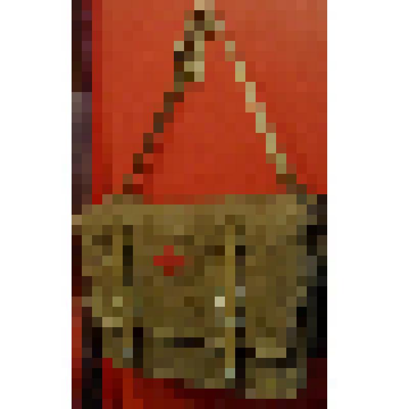 Санитарная немецкая сумка