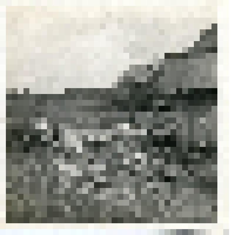 Фотография. Мураново. У колодца сидят Фёдор Иванович Тютчев и Ольга Дмитриевна Дефабр