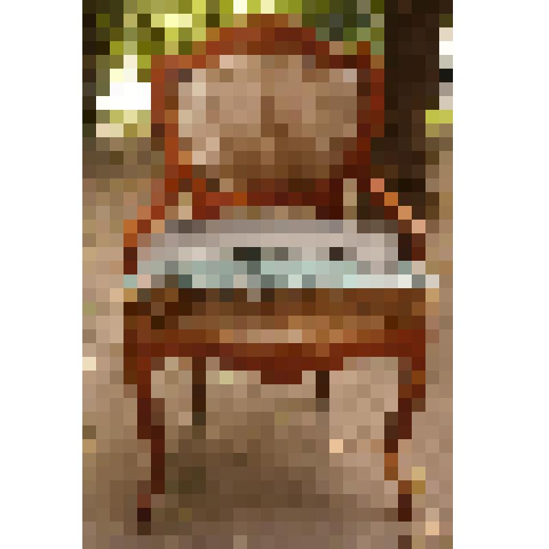 Полукресло из комплекта мебели