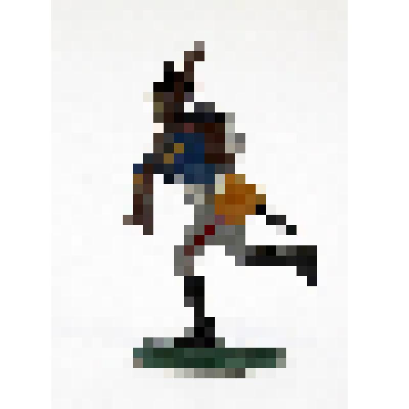 Коллекция оловянных солдатиков. Бегущий солдатик, прусской армии, с ружьем. На постаменте