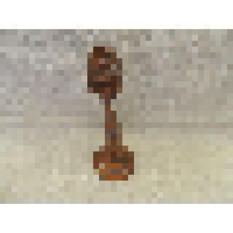 Подсвечник деревянный фигурный, выточенный на токарном станке