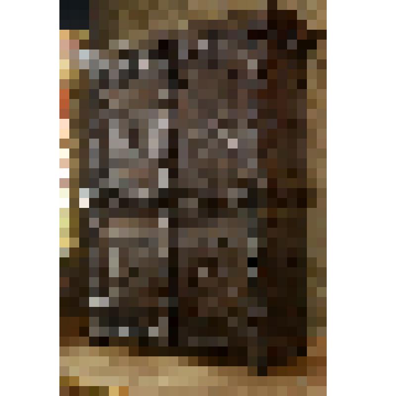 Шкаф с датой "1665"