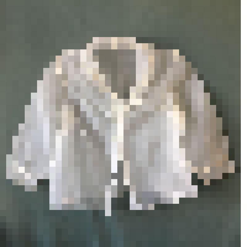 Блуза женская из прозрачной ткани, ворот и манжеты украшены вышивкой