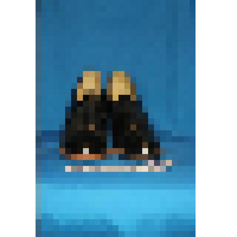 Обувь XIX-XX вв. Туфля левая лакированная, черная, на высоком каблуке, на шнурках