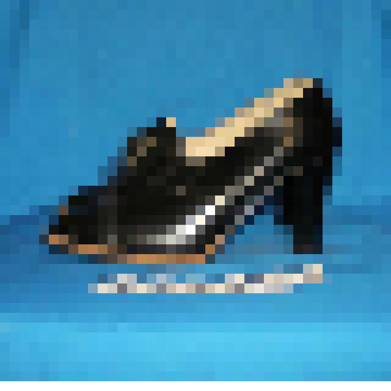 Обувь XIX-XX вв. Туфля левая лакированная, черная, на высоком каблуке, на шнурках