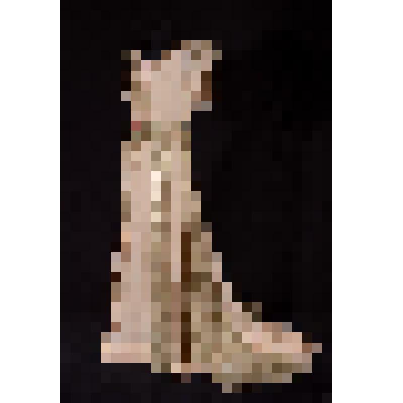 Деталь костюма В.А. Давыдовой к партии Марины Мнишек. Платье. "Борис Годунов". Мусоргский М.; 1946, реж. Баратов Л.В., худ. Федоровский Ф.Ф