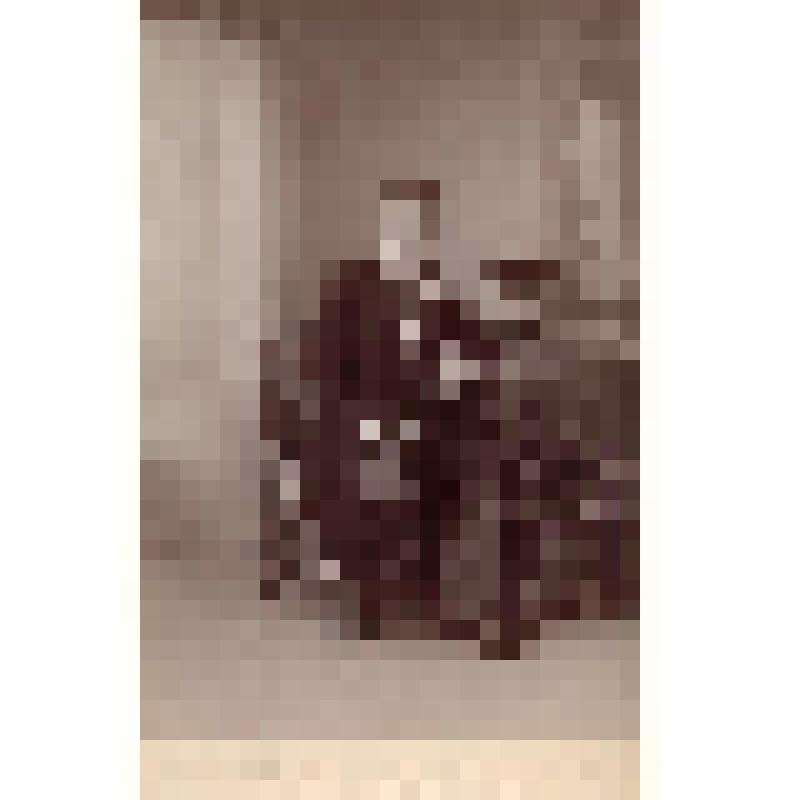 Фотография - сепия на фирменном бланке. Ю.М.Юрьев - Бельский в спектакле "Вечер в Сорренте" по пьесе И.С.Тургенева. Спектакль: «Вечер в Сорренте».  Премьера: 19 января 1899. Александринский театр