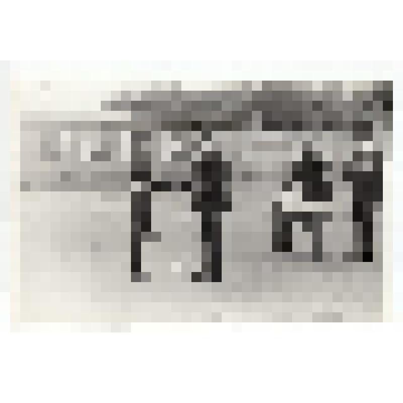 Ф/чб. Выпуск молодых офицеров Энгельсского Высшего Зенитно-Ракетного училища. Генерал Солдатов В.Т. вручает диплом выпускнику. Энгельс. 1985