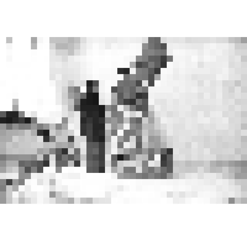 Гарутт В.Е. за работой по реставрации черепа трогонтериевого мамонта в зале Азовского музея