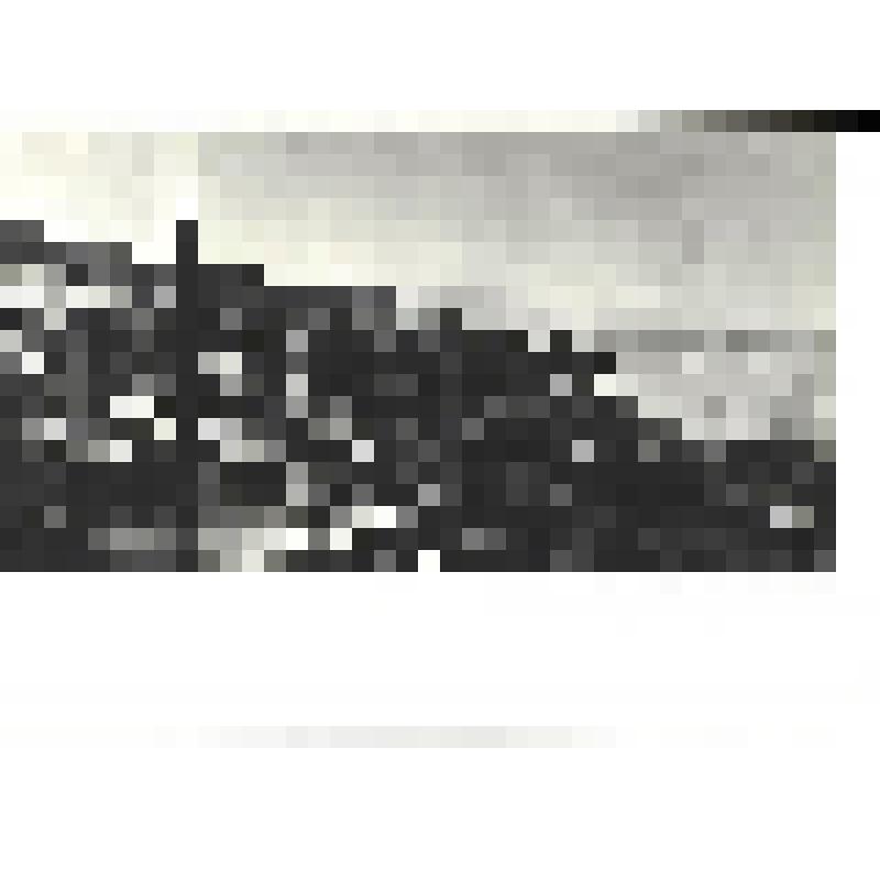 Фотографии. Фото ч/б. Вот что осталось от города-бойца Новороссийска в 1943 г. Он был разрушен, но продолжал сражаться