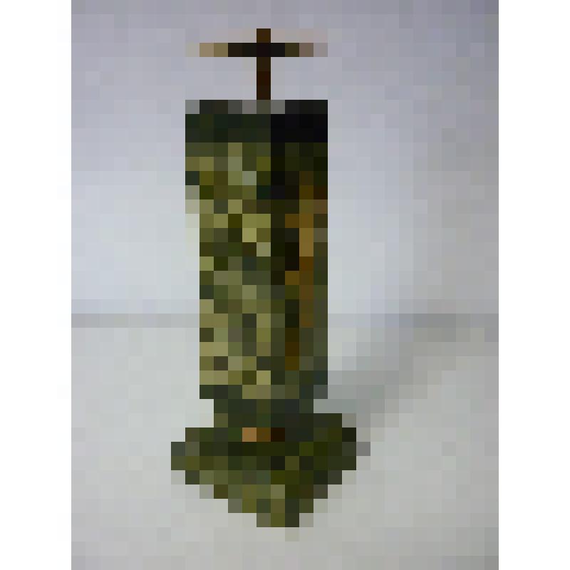 Подсвечник из поделочного камня