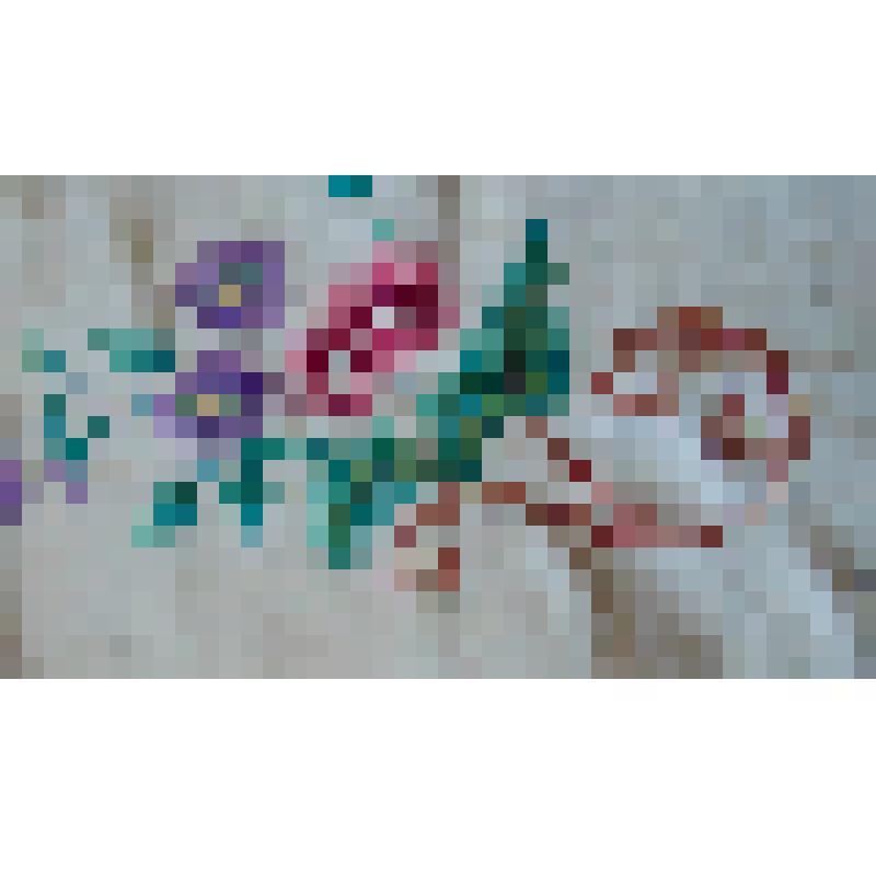 салфетка ,вышитая гладью нитками "мулине"