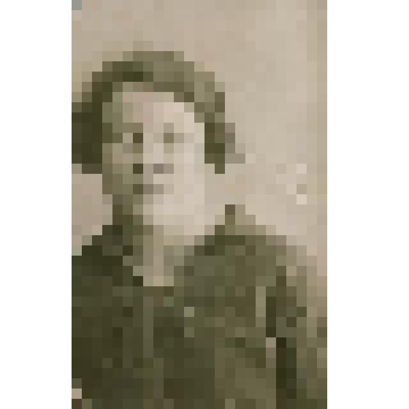 Фотография. Смурова Мария Михайловна, заменившая ушедшего на фронт мужа