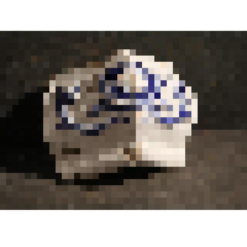 Изразец печной, карнизный, угловой рельефный двухцветный