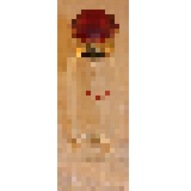 Флакон из-под туалетной воды "YRIA" 30 ml Ермаковой В.А., народной артистки СССР, из коллекции материалов Ермаковой Валентины Александровны (1924-2003), народной артистки СССР, лауреата Государственной премии России и премии имени Станиславского, профессо