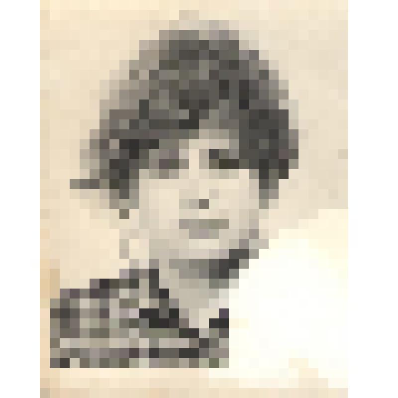 Фотопортрет погрудный, ч/б, Хаминой Людмилы, щипальщицы ЗСФ