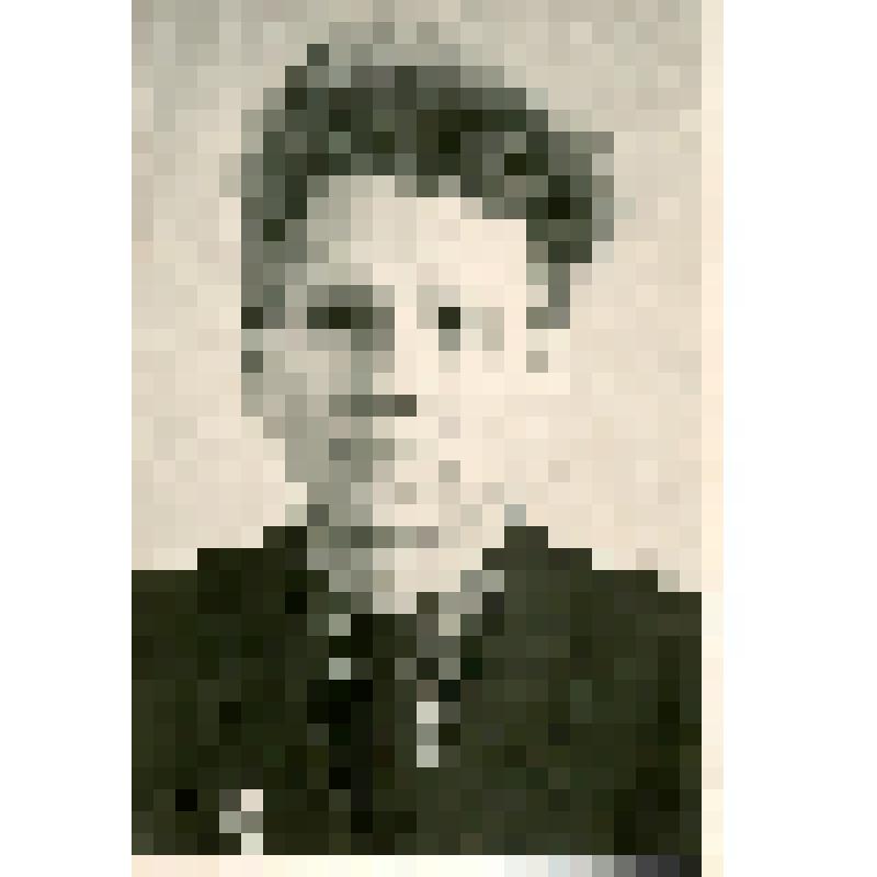 Фото. Злобин П.К. в костюме с институтским "ромбом", 1962