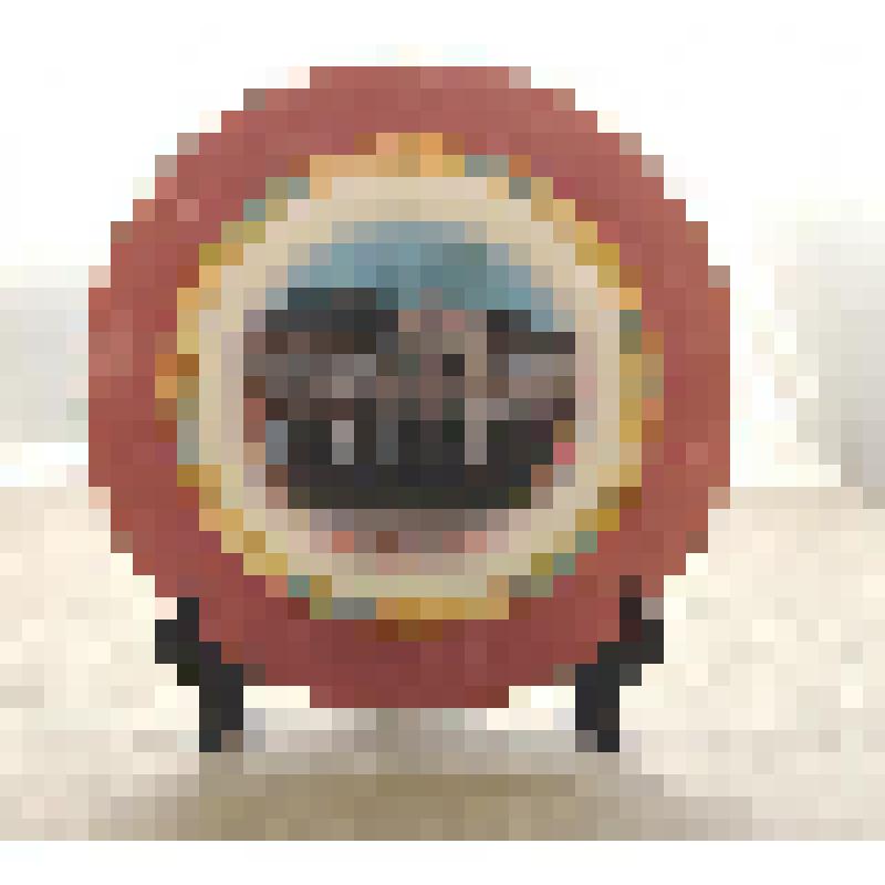 Тарелка сувенирная декоративная с надписью «Ульяновский областной суд 2005 г.» и изображением здания суда