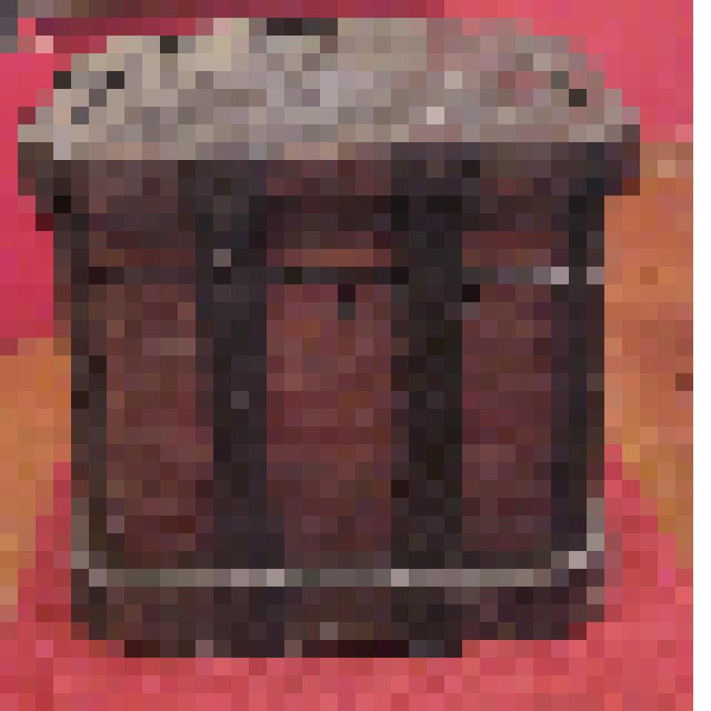 Сундук с железными полосами