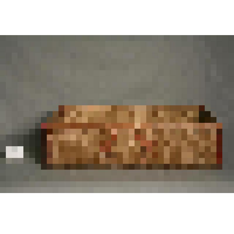 Чемодан плетеный (часть)