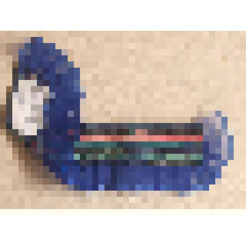 Наплечник декоративный к рубахе. Левый. От марийского женского праздничного национального костюма, из коллекции бытовых вещей из этнографической экспедиции Саратовского областного музея краеведения в сентябре 2006 года в Питерский район