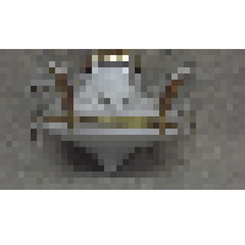 Люстра потолочная из белого стекла