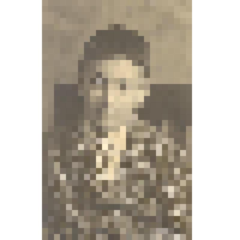 Фотография ч/б. Паустовский Вадим. Сидит на стуле в клетчатом пиджаке с галстуком, смотрит влево. 1935 г