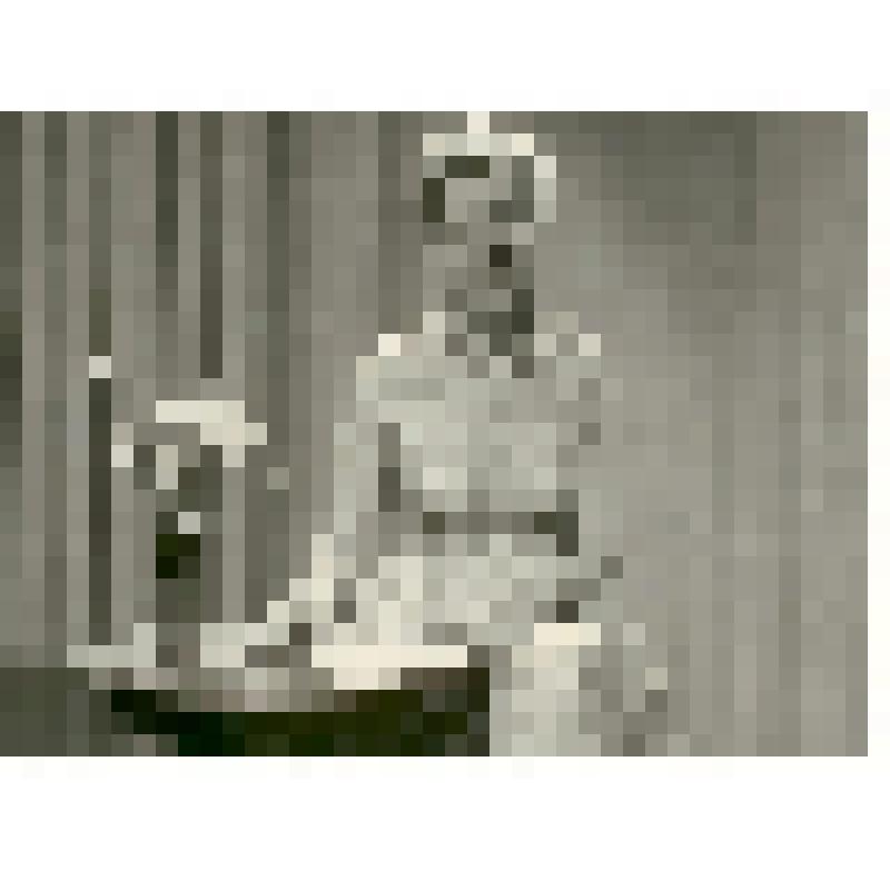 Фотография. Гаряинова Александра Васильевна, диктор Саратовского телевидения, перед началом программы передач, из коллекции материалов Касович (Гаряиновой) Александры Васильевны, первого диктора Саратовского телевидения