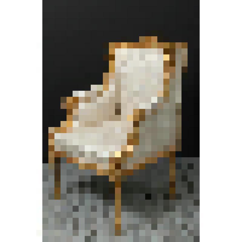 Кресло с глухими стенками