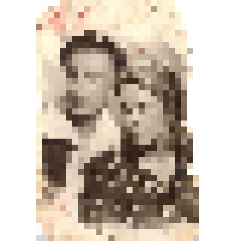 Фотография ч/б. Загорская -Паустовская Е.С. с сыном Вадимом. Погрудный портрет. 1940-е гг