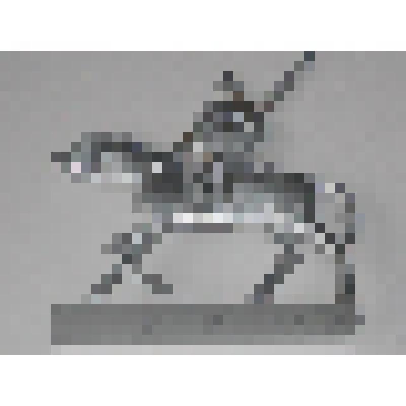 Детская игрушка. Оловянный всадник с копьем
