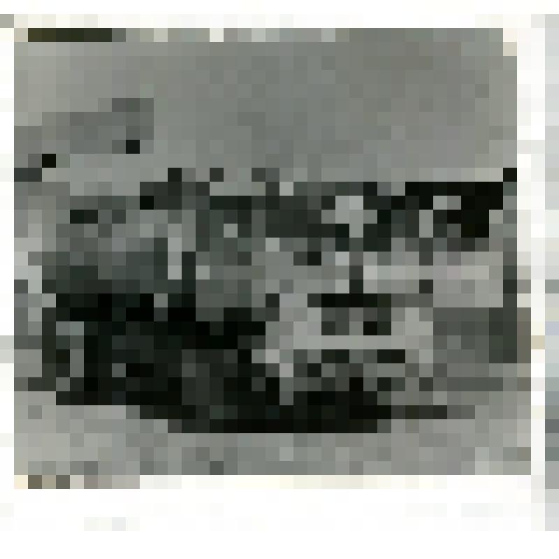 "Въезд в г.Кушку" и "Машина - бензовоз". Две фотографии на одном листе