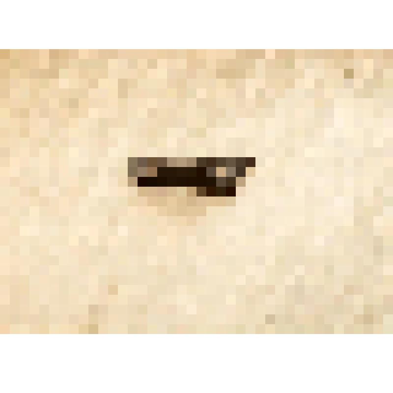 Краевой скол с клиновидного микронуклеуса