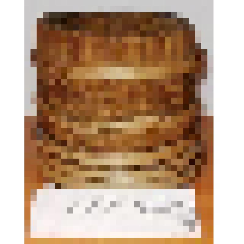 Домашняя хозяйственная утварь из дерева и металла. Кадушка деревянная. Изготовлена  из вертикально поставленных клепок, для  хранения  жидких  продуктов