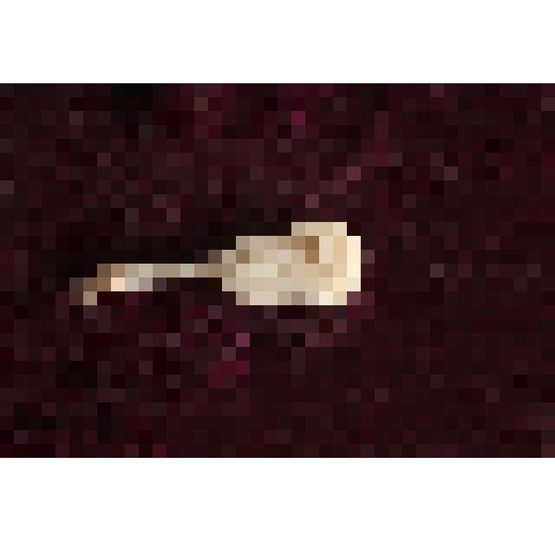 Коробка с костяными бирюльками: мандолина