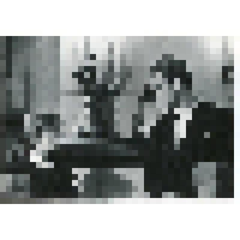 Фотография. Лифанова М.в роли Тугариновой Г.  Марков Л. в роли Виктора. "Первая симфония" (Пост. Гиацинтова С., Рубб А., худ. Виноградов М.). Москва, Московский государственный театр имени Ленинского комсомола