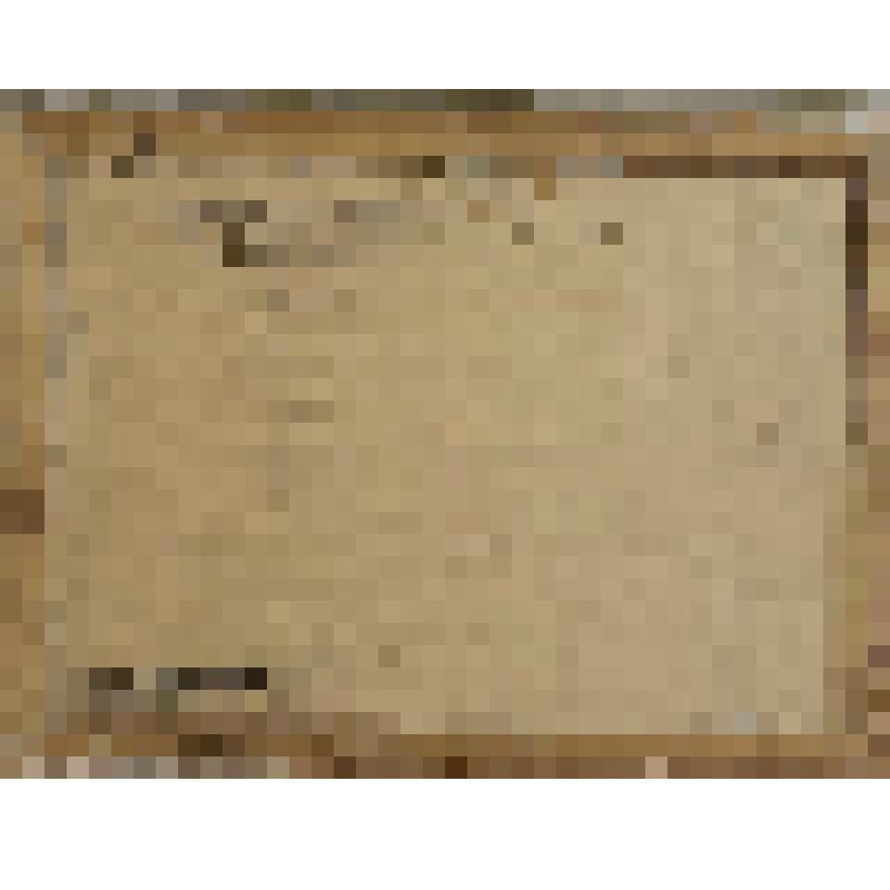 Хмурится. Байкал