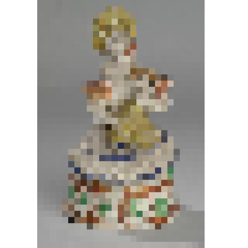 Скульптура "Няня с ребёнком"