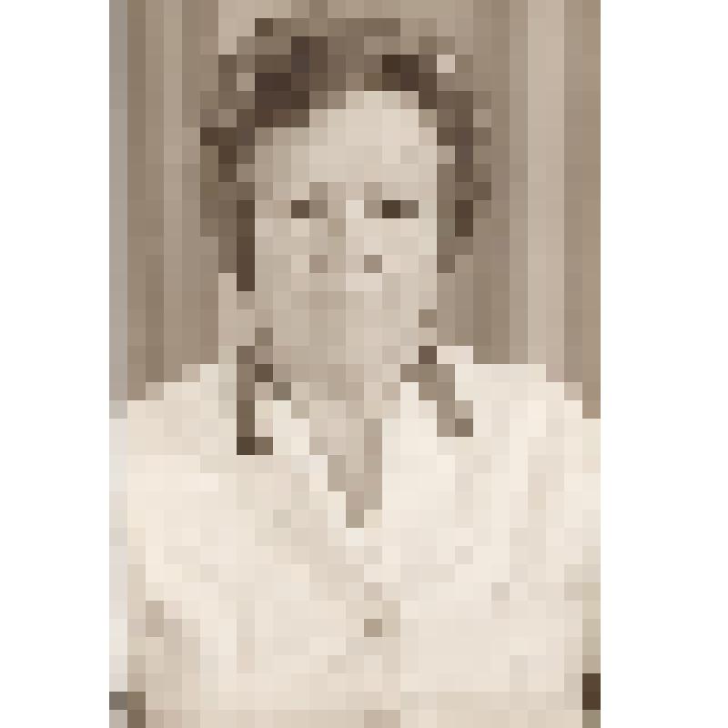 Фотография. Р.К. Медведева - заведующая рентгенотделением 1-й областной клинической больницы, главный рентгенолог Астраханского облздравотдела