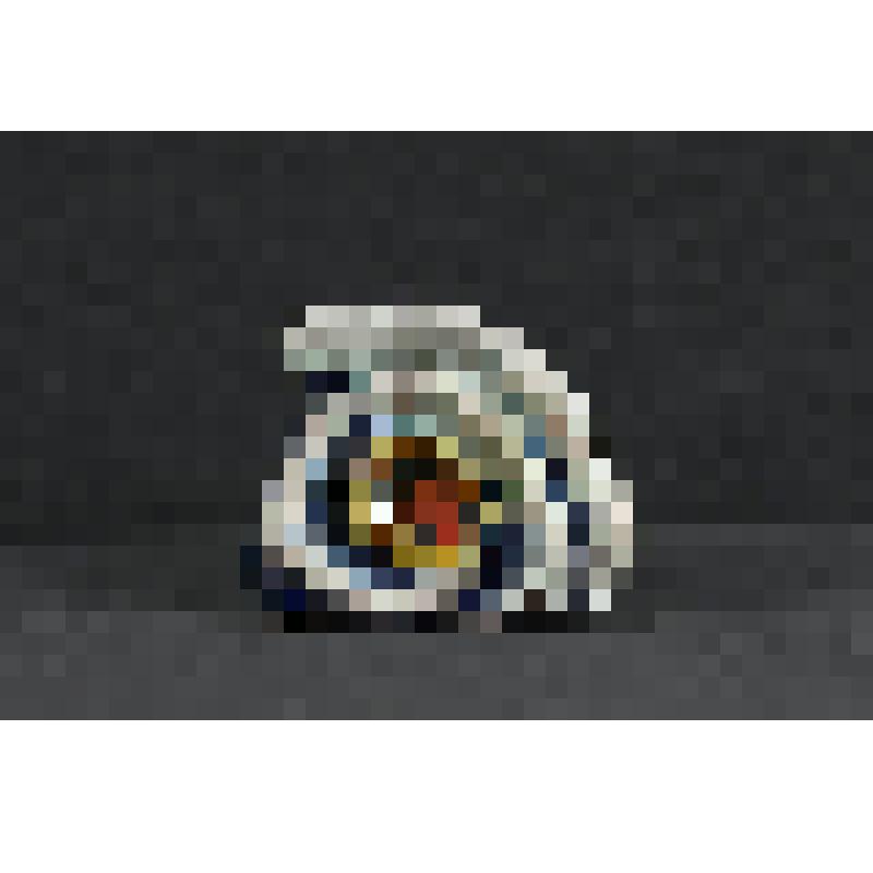 Изразец неправильной формы рельефный полихромный с белым завивающимся "стеблем" с красной сердцевиной; цвета: синий, белый, желтый, красный. Камин керамический, разноцветный, по рис. худ. Врубеля на тему "Микула Селянинович и Вольга"