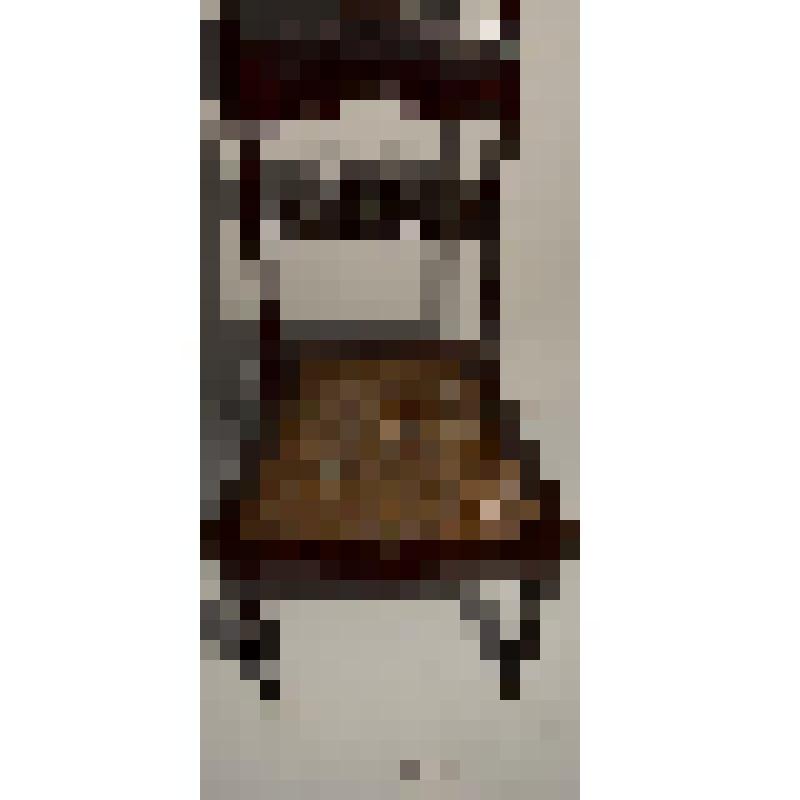 Стул красного дерева с плетеным камышовым сиденьем, со спинкой в виде двух поперечных  щитков