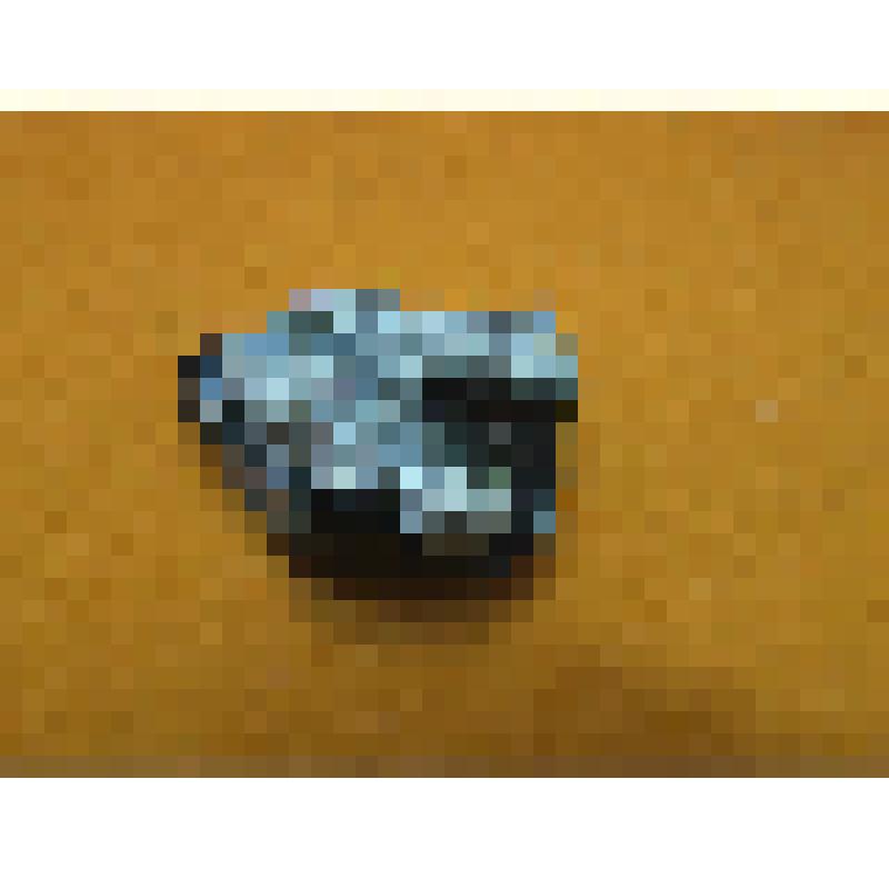 Агат выветренный