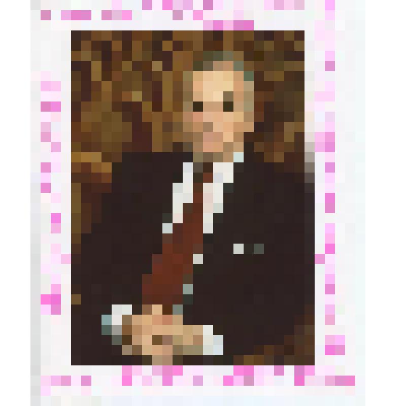 Фотопортрет. Б.Тевлин, фотопортрет погрудный, анфас, сидит в зале. На паспарту - автограф Б. Тевлина