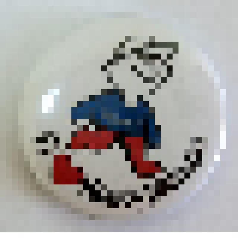 Значок с логотипом Новоуральского историко-краеведческого музея