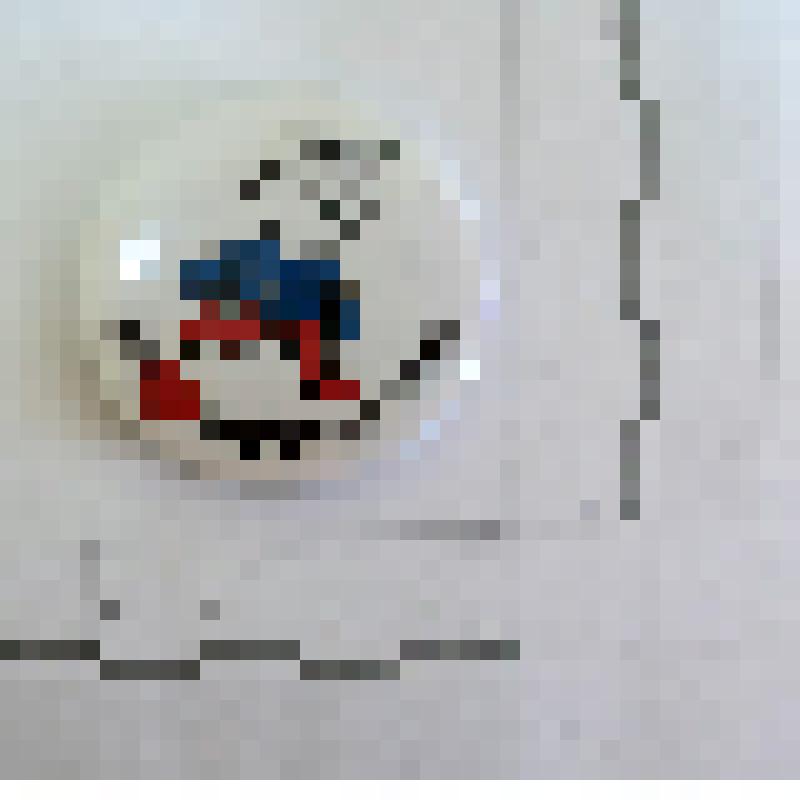 Значок с логотипом Новоуральского историко-краеведческого музея